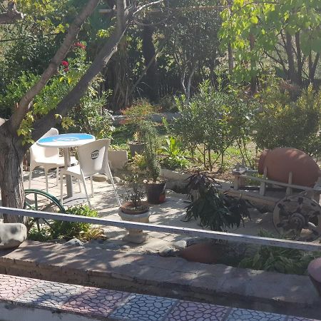 فندق Amiran'S Lake تبليسي المظهر الخارجي الصورة